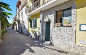 Gorgeous Apartment In Trappitello
